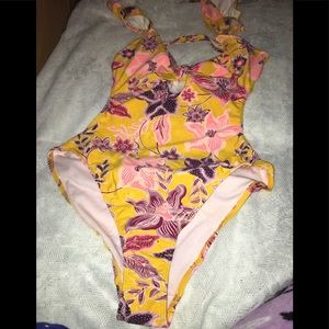 One piece bathing suit size m/l